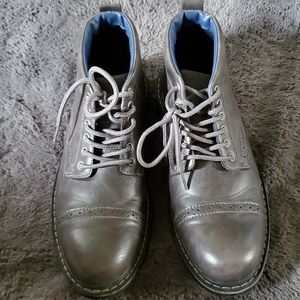 Sonoma cap toe ankle boot